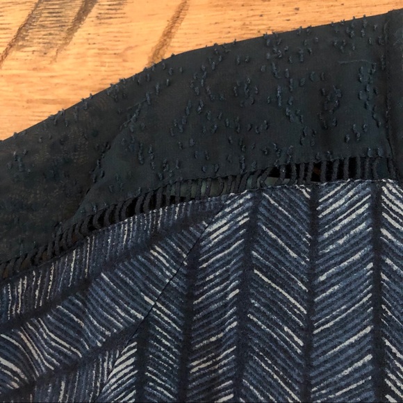 LOW PRICE!! Lucky Brand chevron 3/4 length top - Picture 3 of 5